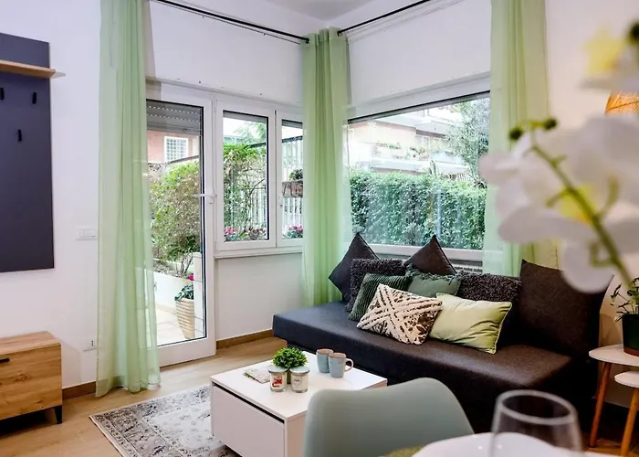 Cozy With Private Patio In Vatican Appiano Apartament Rzym